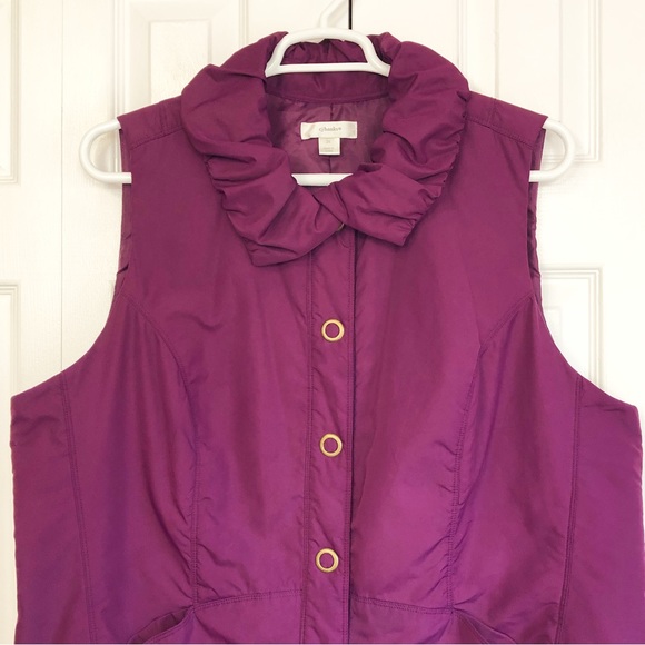 CJ Banks Purple Sleeveless Ruffle Collared Snap Front Lightweight Vest 2X - Picture 2 of 15